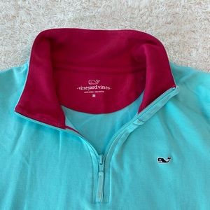 vineyard vines quarter zip! High quality